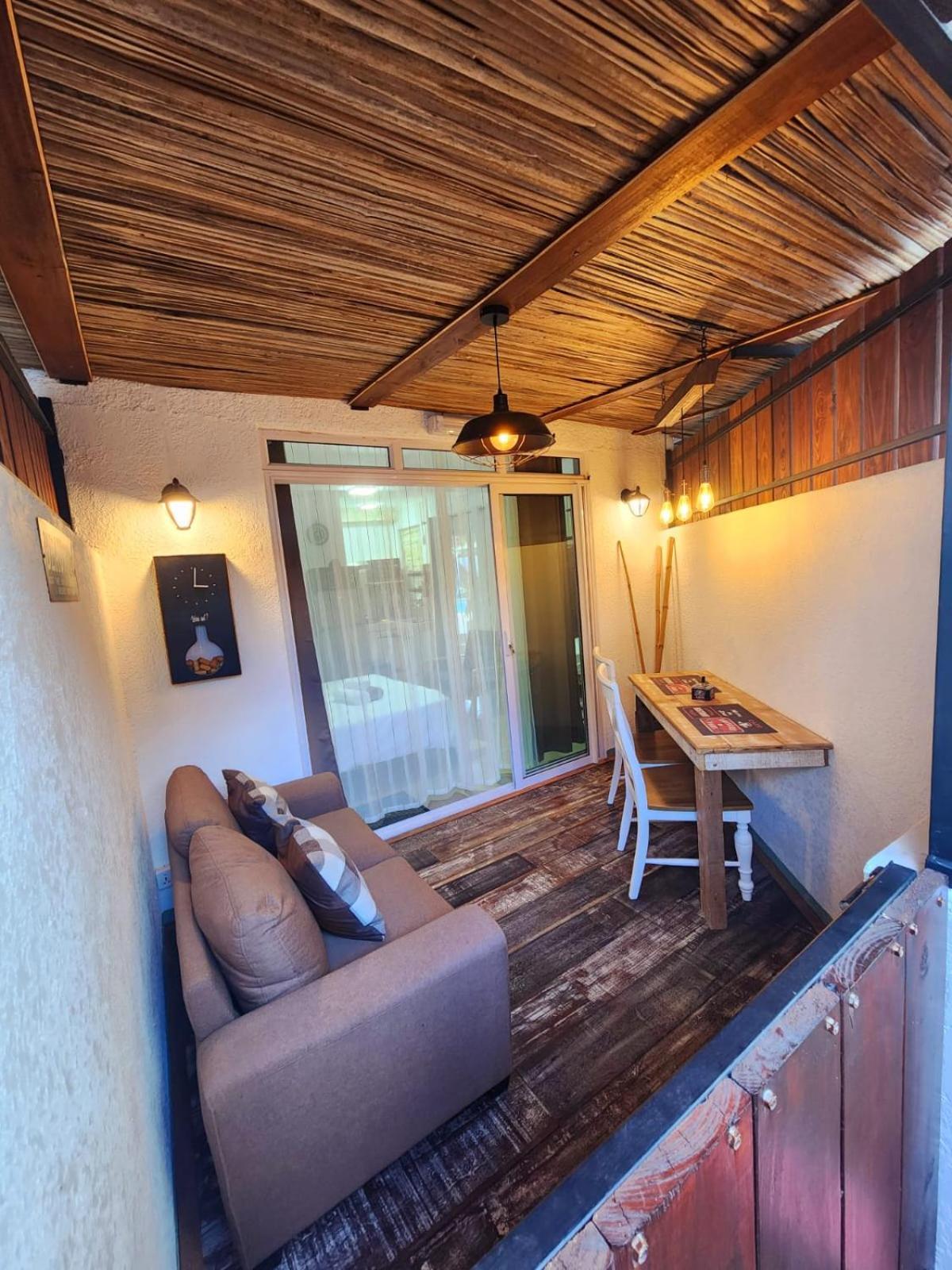 The Rustic Studio グランベ エクステリア 写真